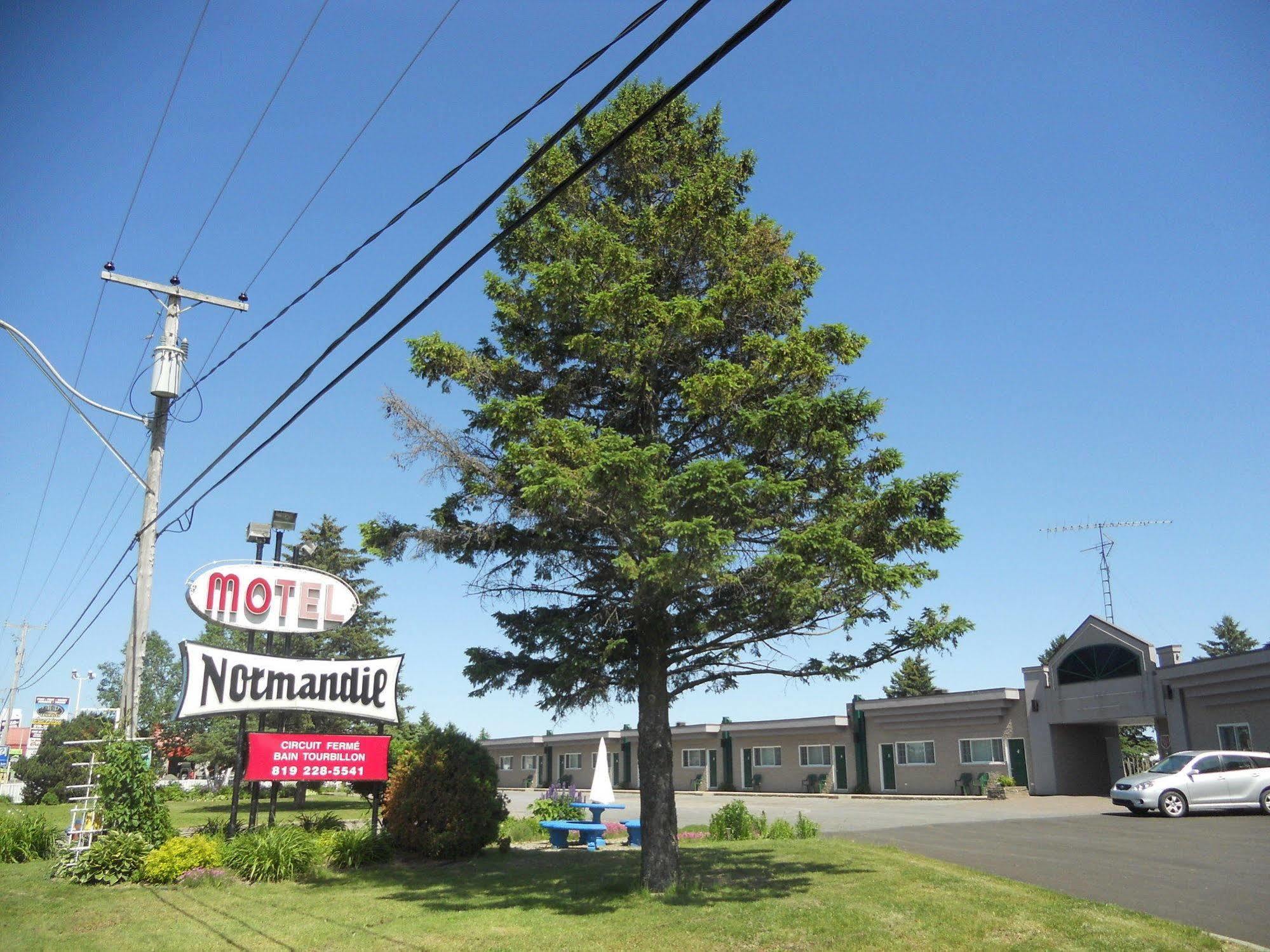 Motel Normandie Louiseville ภายนอก รูปภาพ