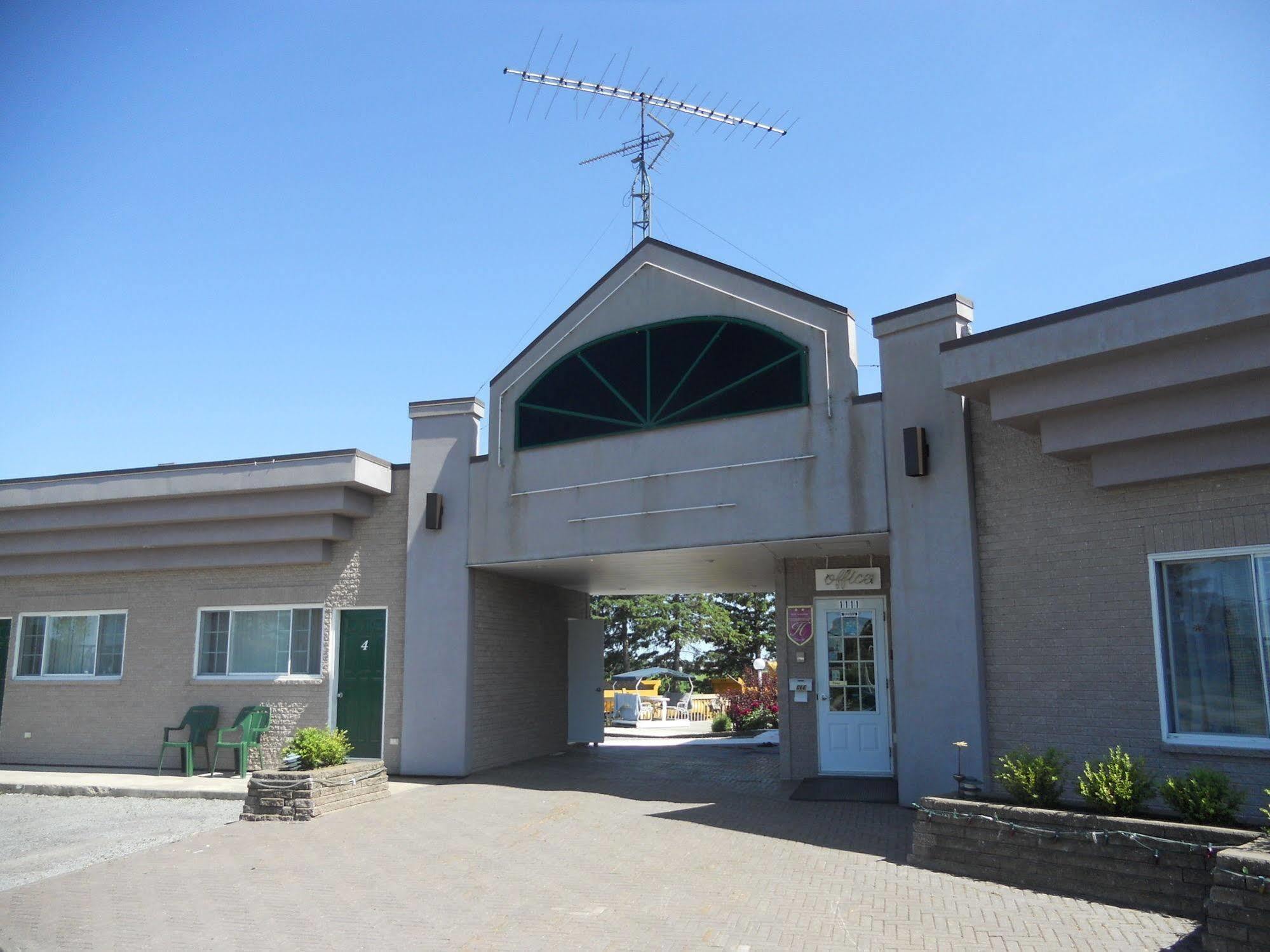 Motel Normandie Louiseville ภายนอก รูปภาพ